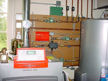 Click for next photo